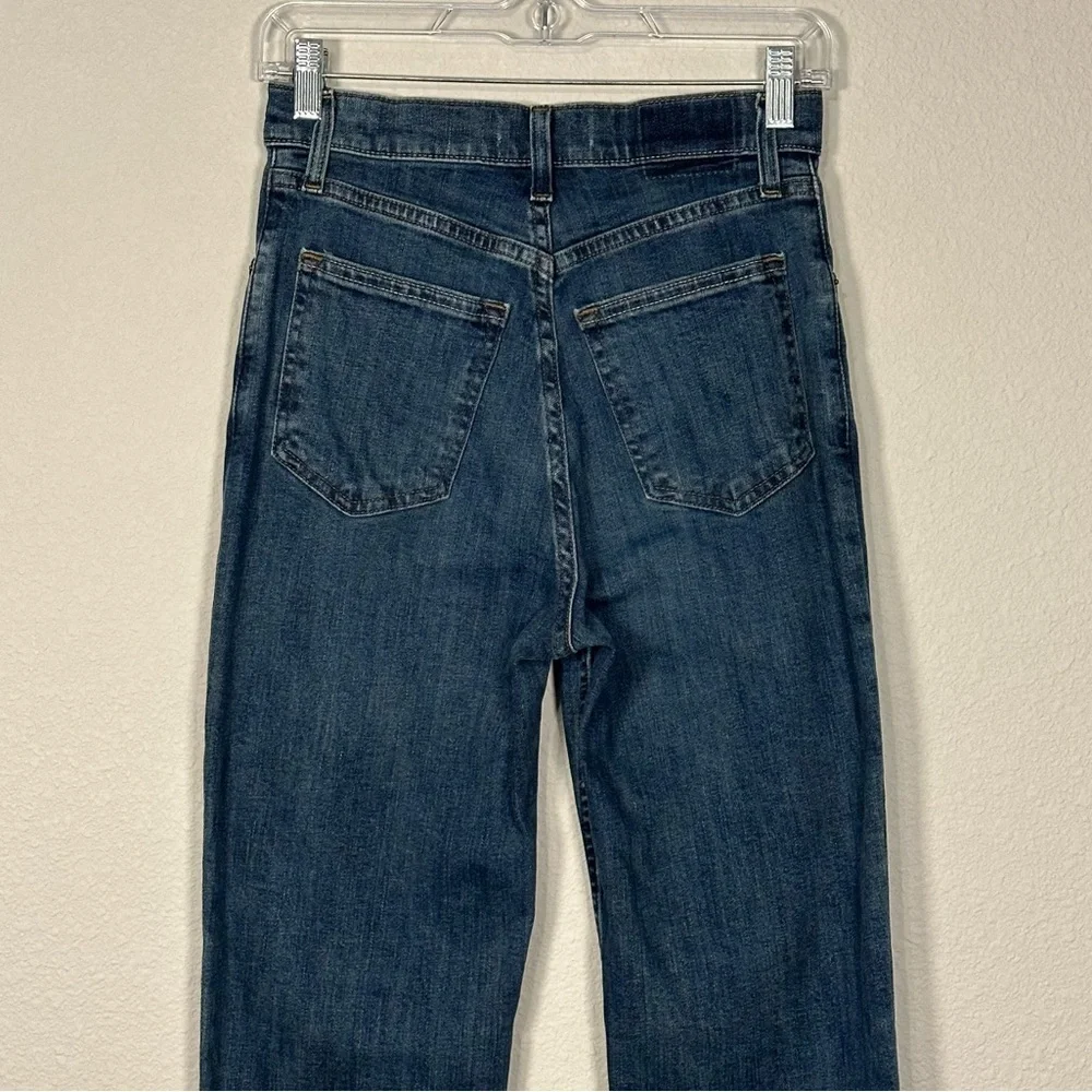 Abercrombie & Fitch The 90’s Straight Ultra High Rise Jeans with Curve Love - 25